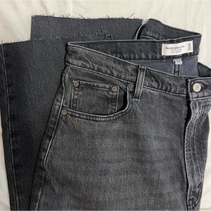 Abercrombie Curve Love The 90s Straight Ultra High Rise Jeans - 31/12 Long